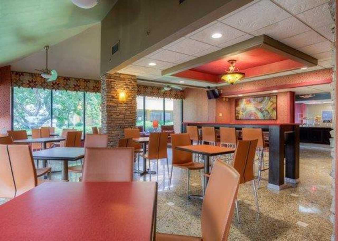 Comfort Inn & Suites Evansville Airport מראה חיצוני תמונה
