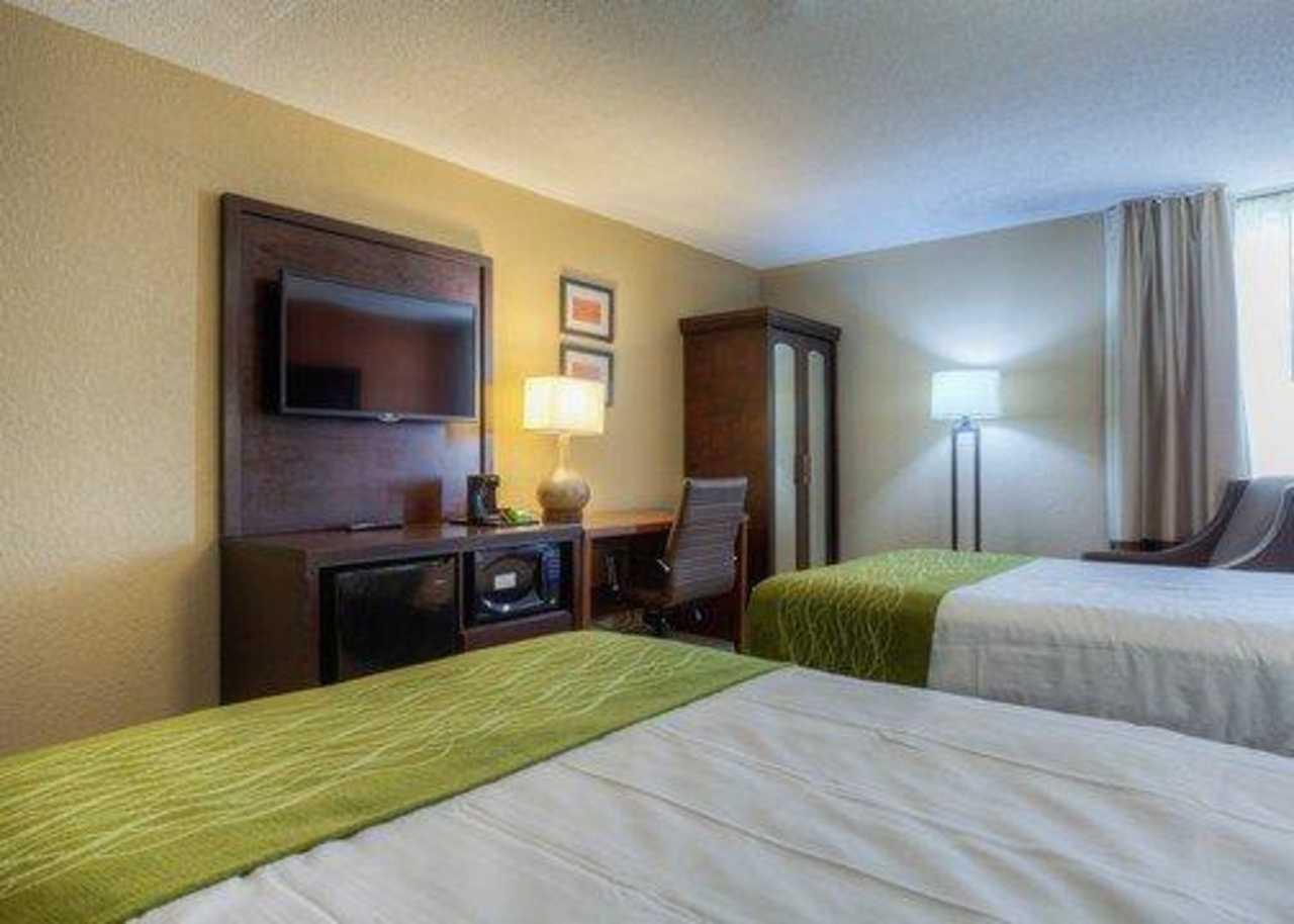 Comfort Inn & Suites Evansville Airport מראה חיצוני תמונה