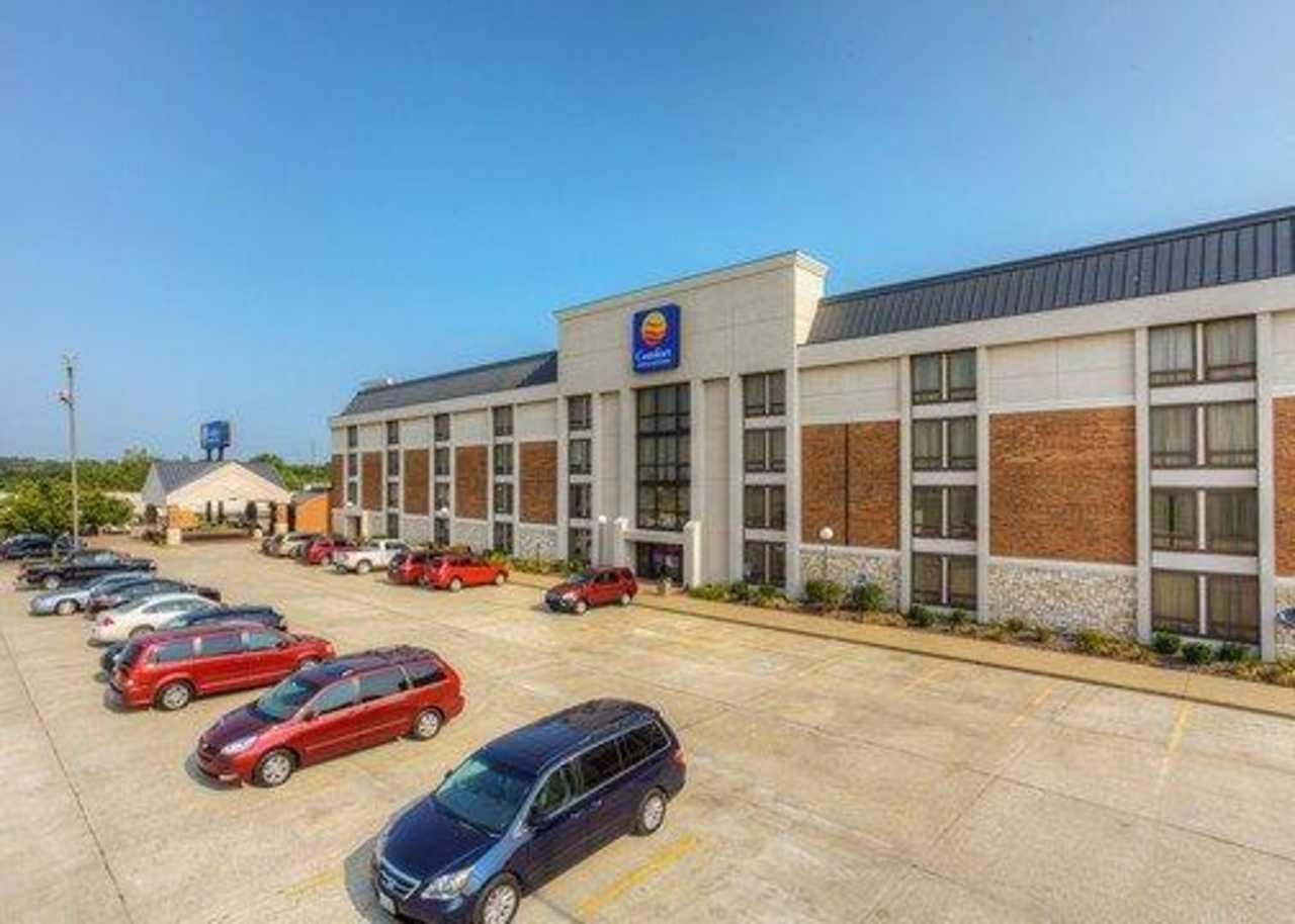 Comfort Inn & Suites Evansville Airport מראה חיצוני תמונה