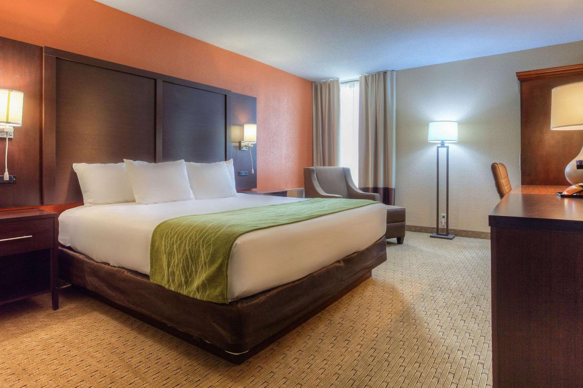 Comfort Inn & Suites Evansville Airport מראה חיצוני תמונה