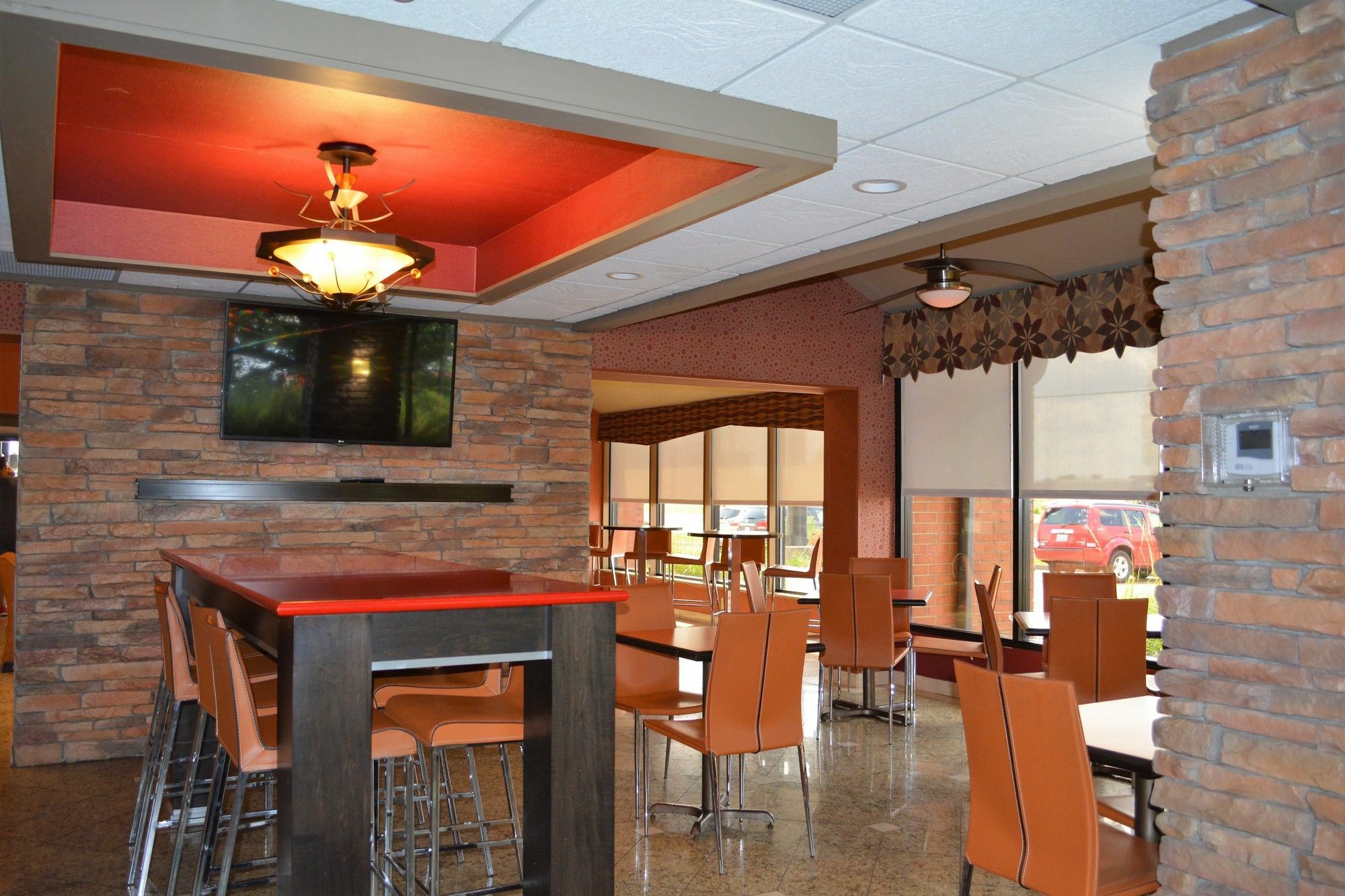 Comfort Inn & Suites Evansville Airport מראה חיצוני תמונה