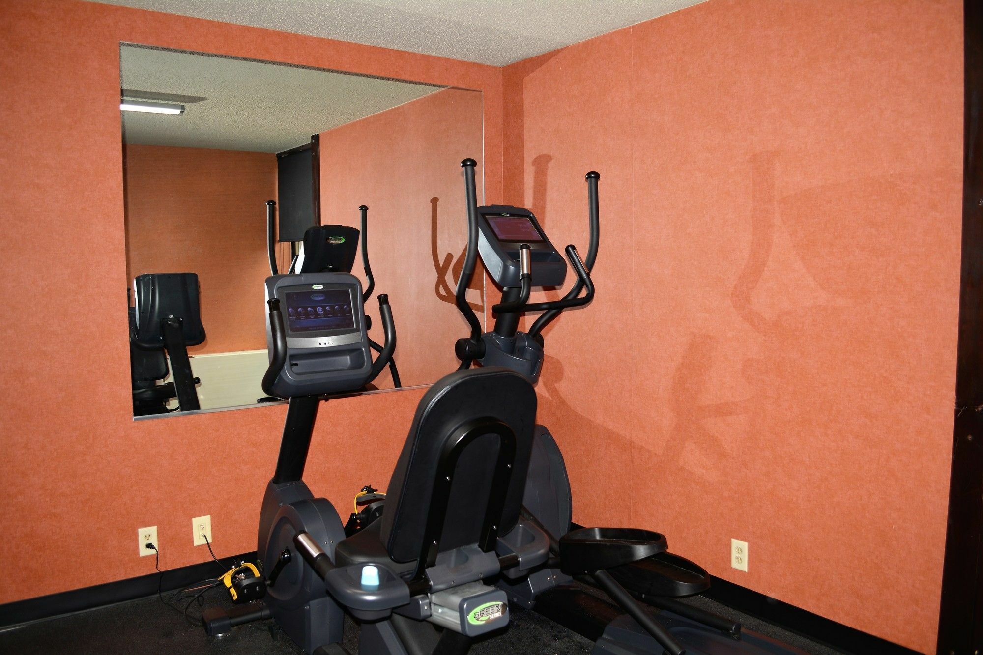 Comfort Inn & Suites Evansville Airport מראה חיצוני תמונה